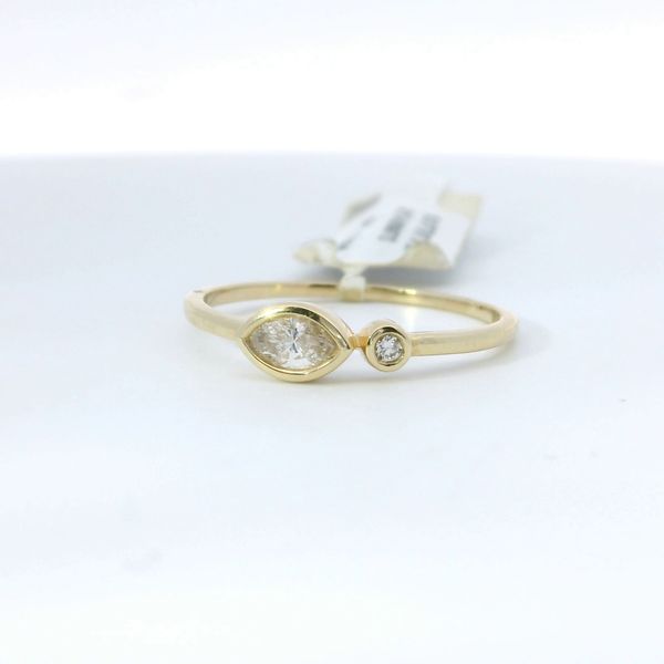 14K Yellow Gold Fashion Ring with 0.17 CTW Mixed Shape Diamonds Image 3 Bradley's Jewelers Jacksonville, NC