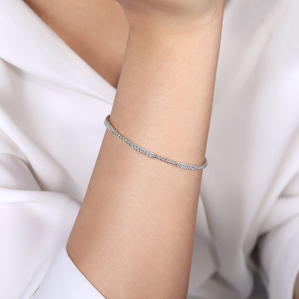 Gabriel & Co 14K White Gold Bujukan Diamond Station Bangle – Bujukan Collection Image 4 Bradley's Jewelers Jacksonville, NC
