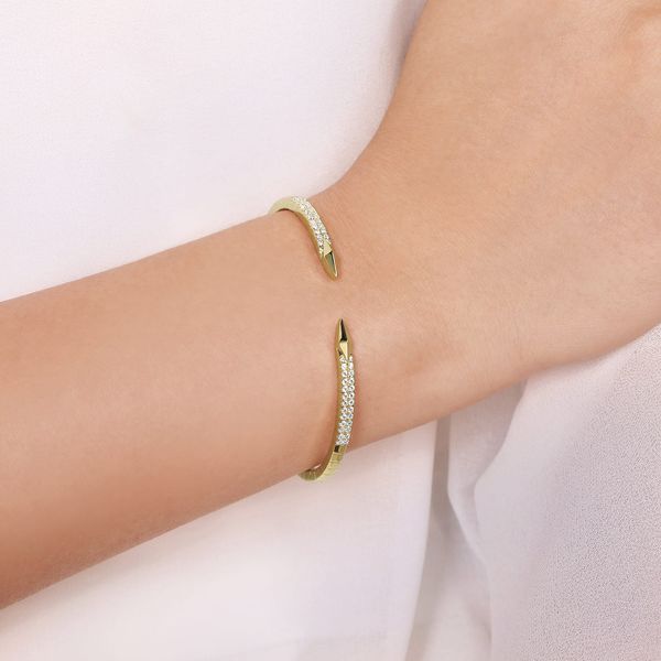 Gabriel & Co 14K Yellow Gold Split Diamond Spear Bangle – Kaslique Collection Image 4 Bradley's Jewelers Jacksonville, NC