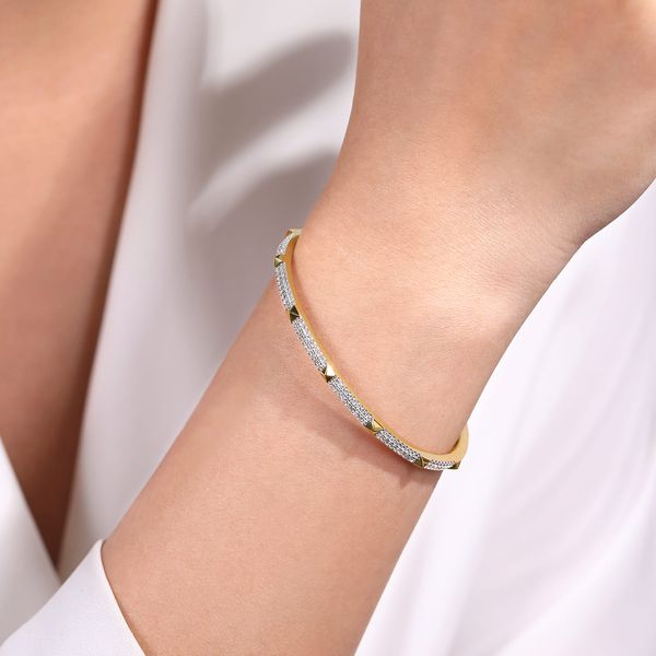 Gabriel & Co 14K Yellow Gold Pave Diamond Bangle with Pyramid Stations – Kaslique Collection Image 4 Bradley's Jewelers Jacksonville, NC