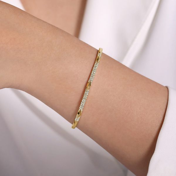Gabriel & Co 14K Yellow Gold Diamond Bangle with Pyramid Rhombus Stations – Kaslique Collection Image 4 Bradley's Jewelers Jacksonville, NC