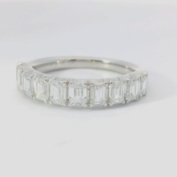 14K White Gold Lab-Grown Emerald-Cut Diamond Band Image 2 Bradley's Jewelers Jacksonville, NC