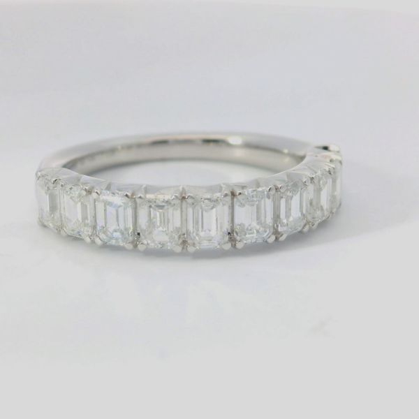 14K White Gold Lab-Grown Emerald-Cut Diamond Band Image 3 Bradley's Jewelers Jacksonville, NC