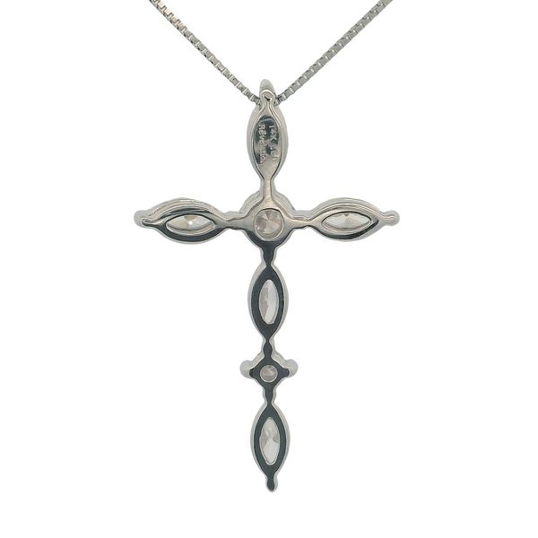 Lab Grown Diamond Pendant Image 3 Bradley's Jewelers Jacksonville, NC