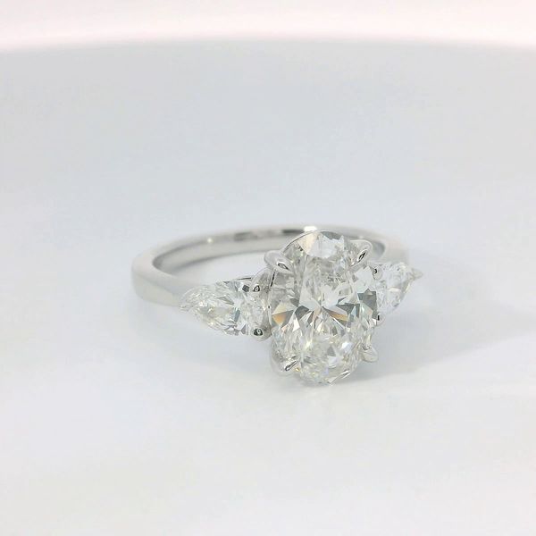 14K White Gold Lab Grown Oval Diamond Three Stone Engagement Ring | Bradley's Jewelers Jacksonville NC Image 2 Bradley's Jewelers Jacksonville, NC