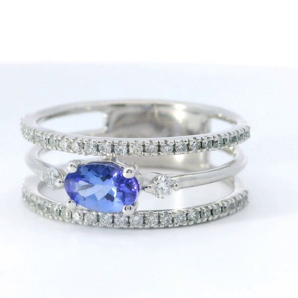 14K White Gold Oval Tanzanite and Diamond Ring Image 3 Bradley's Jewelers Jacksonville, NC