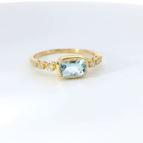 14K Yellow Gold Cushion Aquamarine and Diamond Ring Image 2 Bradley's Jewelers Jacksonville, NC