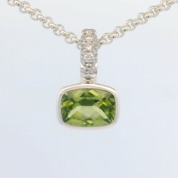 John Hardy Heishi Silver Peridot & Diamond Pendant Necklace Bradley's Jewelers Jacksonville, NC