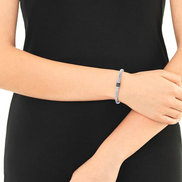 John Hardy Icon Extension Silver Lava Chain Bracelet with Black Sapphire Image 4 Bradley's Jewelers Jacksonville, NC