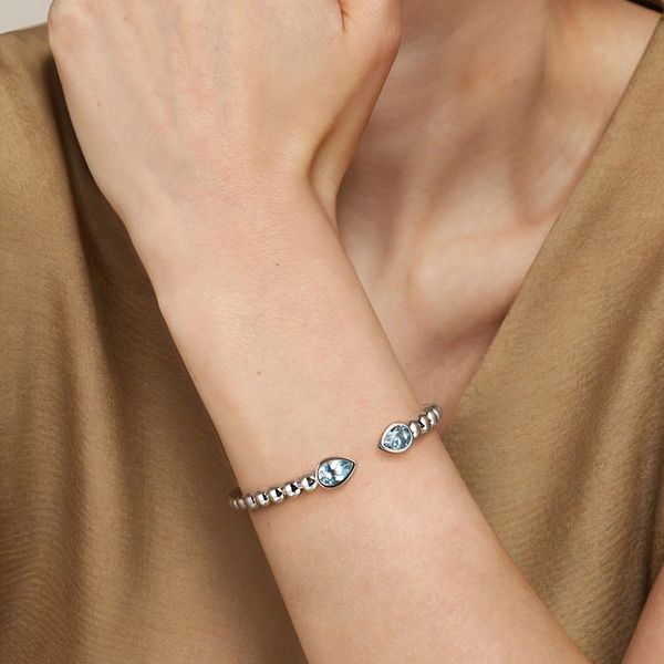 Gabriel & Co Sterling Silver Bujukan & Pear-Shaped Blue Topaz Split Bangle – Bujukan Collection Image 5 Bradley's Jewelers Jacksonville, NC