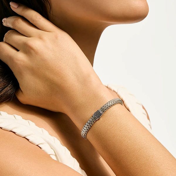 John Hardy Icon Silver 6.5mm Small Bracelet with Treated Black Sapphire Image 3 Bradley's Jewelers Jacksonville, NC