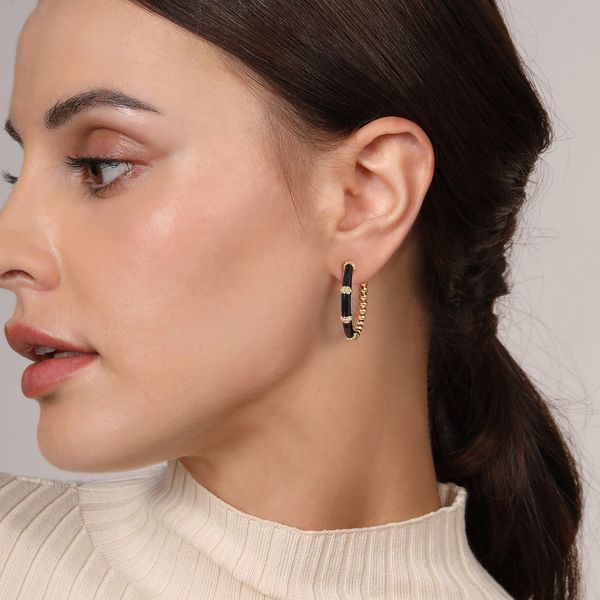 Gabriel & Co 14K Yellow Gold Bujukan Beads & Bar Split Classic Hoop with Black Enamel – Bujukan Collection Image 4 Bradley's Jewelers Jacksonville, NC