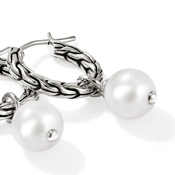 John Hardy Essentials Silver Hoop Earrings with 8–8.5mm Cultured Freshwater Pearl – 28mm Image 3 Bradley's Jewelers Jacksonville, NC