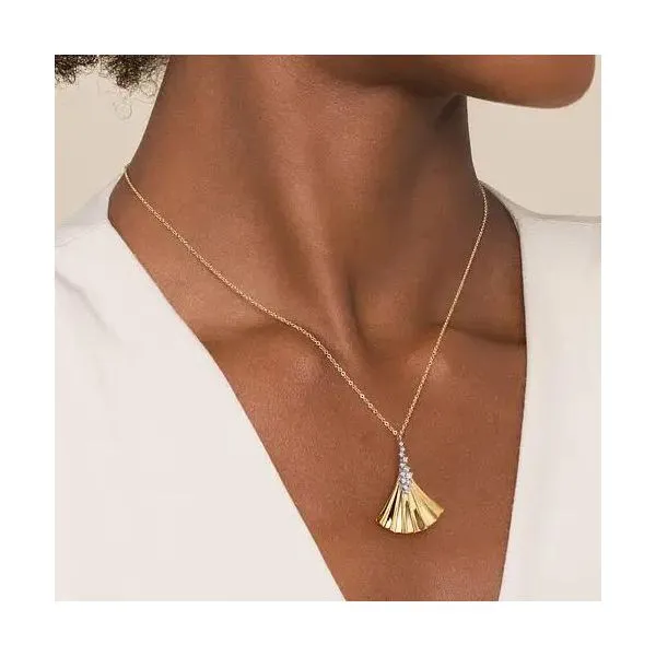 Lady's 14 Karat Yellow And White Gold Diamond Fan Necklace With 0.26Tw Round SI Diamonds. NK8012M45JJ - Brax jewelers Image 3 Brax Jewelers Newport Beach, CA