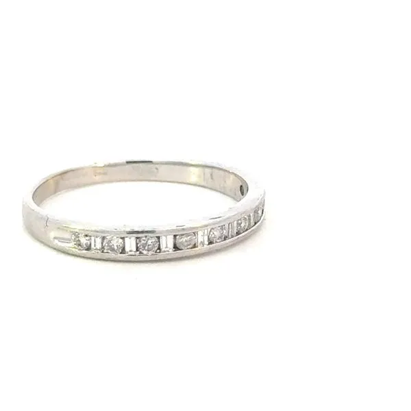 Previously Loved Alternating Baguette & Round Diamond Band Image 3 Bryan Jewelry Prattville, AL
