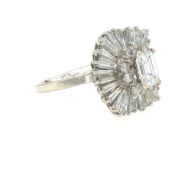 Diamond Ballerina Estate Ring Image 2 Bryan Jewelry Prattville, AL