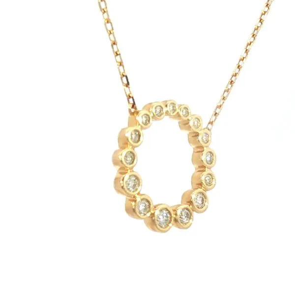 14ky Gold Graduated Circle Diamond Necklace Image 3 Bryan Jewelry Prattville, AL
