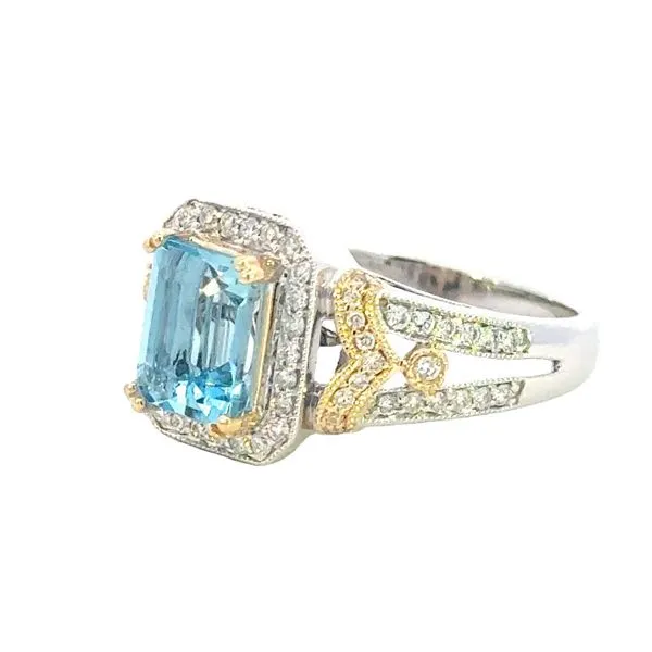 14ktt Aquamarine & Diamond Ring Image 3 Bryan Jewelry Prattville, AL