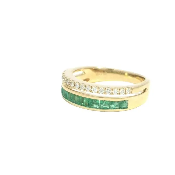 Stackable Look Emerald & Diamond Band in 14ky Image 3 Bryan Jewelry Prattville, AL
