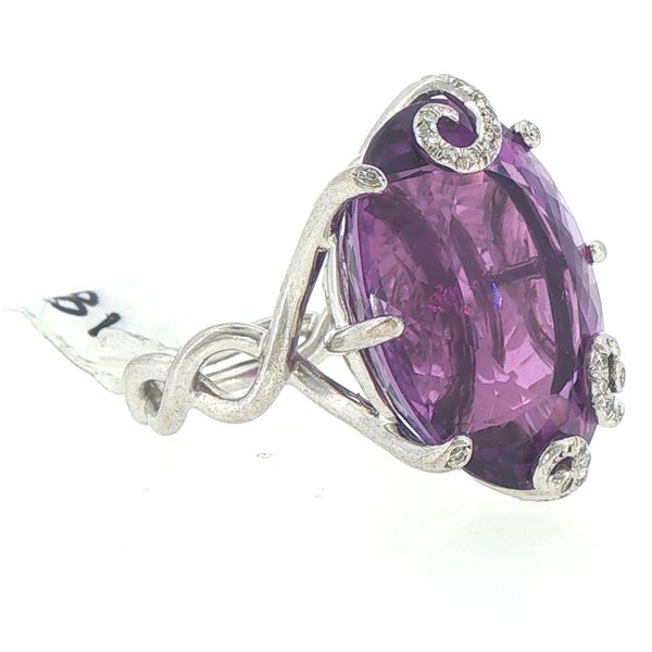 Whimsical Estate Amethyst Statement Ring Image 2 Bryan Jewelry Prattville, AL
