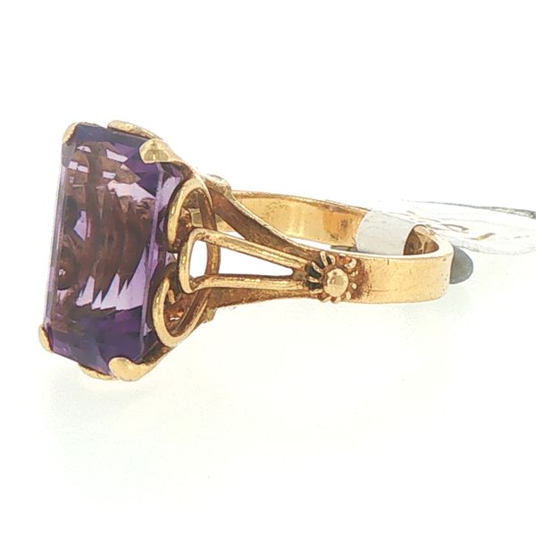 Retro Era Estate Amethyst Ring Image 3 Bryan Jewelry Prattville, AL