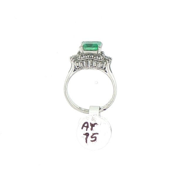 Emerald Elegance Estate Ring Image 2 Bryan Jewelry Prattville, AL