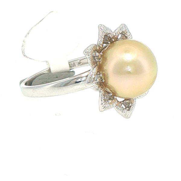 Estate Golden Pearl & Diamond Accent Ring Image 3 Bryan Jewelry Prattville, AL