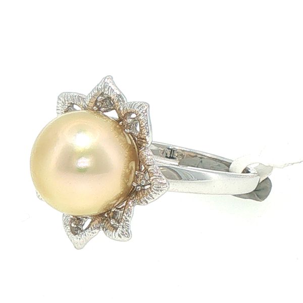 Estate Golden Pearl & Diamond Accent Ring Image 4 Bryan Jewelry Prattville, AL