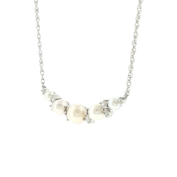 Classic Luster, Effortless Sparkle. Image 3 Bryan Jewelry Prattville, AL