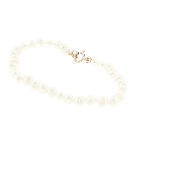 Timeless Treasure: Children’s Freshwater Pearl Bracelet in 14K Yellow Gold Image 5 Bryan Jewelry Prattville, AL