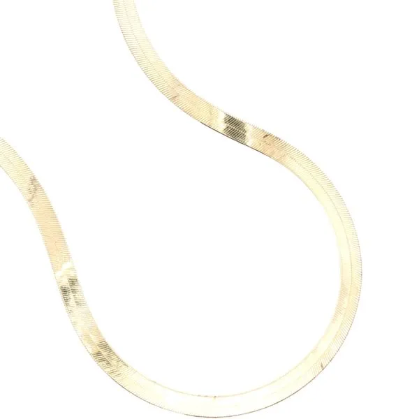 Sleek Shine with Timeless Appeal Bryan Jewelry Prattville, AL