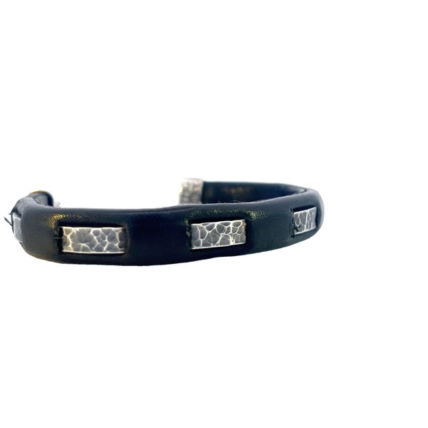 Rugged Elegance – King Baby Hammered Leather Cuff Image 2 Bryan Jewelry Prattville, AL