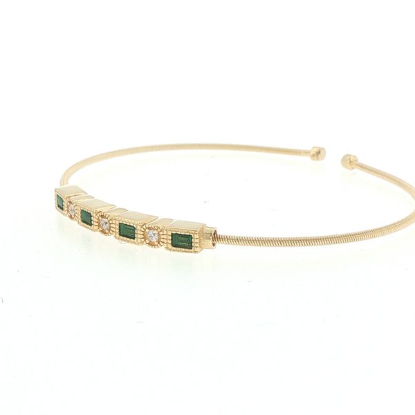 Single Cable Cuff Bracelet with Rectangle and Round Stone Pattern Image 3 Bryan Jewelry Prattville, AL