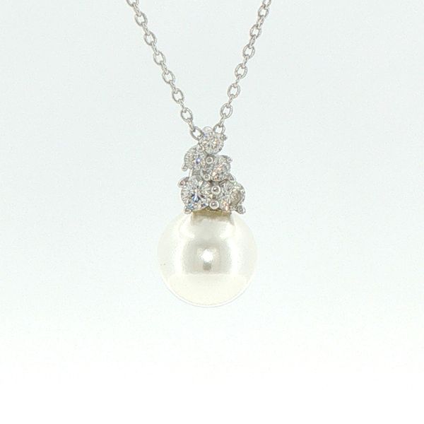 Pearl and Leaf Necklace Bryan Jewelry Prattville, AL