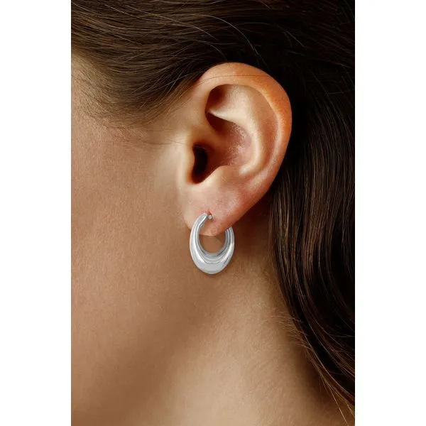 Sterling Silver Bold Oval Tapered Hoops Image 2 Bryan Jewelry Prattville, AL