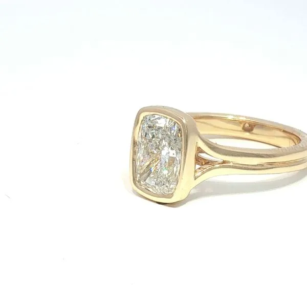 Cushion-Cut Perfection - Lab Grown Diamond Ring Image 3 Bryan Jewelry Prattville, AL
