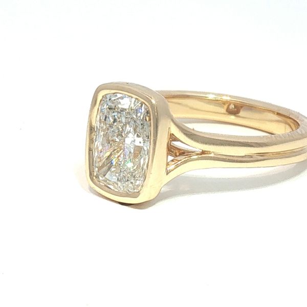Cushion-Cut Perfection - Lab Grown Diamond Ring Image 3 Bryan Jewelry Prattville, AL