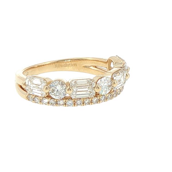 2ctw Lab Grown Emerald & Round Diamond Band in 14K Yellow Gold Image 3 Bryan Jewelry Prattville, AL