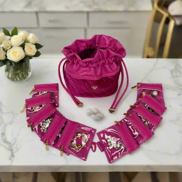 Oprah's Favorite Things 2021-  Ultra Jewelry Case Fuchsia Velvet Image 2 Carats Mcallen, TX