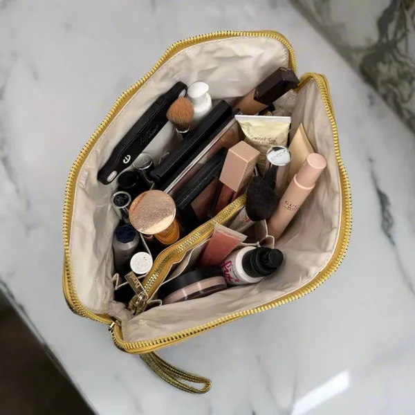 Litt Makeup Case-24 Karat Image 2 Carats Mcallen, TX