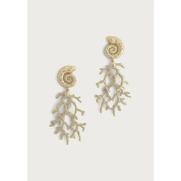 https://anabelaram.com/cdn/shop/files/OCEANSHELLWITHCORALDROPEARRINGS-S23-S-E-0031.jpg?v=1683834183&width=1920 Carats Mcallen, TX