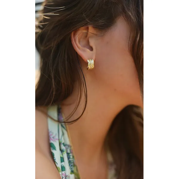ANABEL ARAM FEATHER SMALL HOOP EARRINGS Image 2 Carats Mcallen, TX