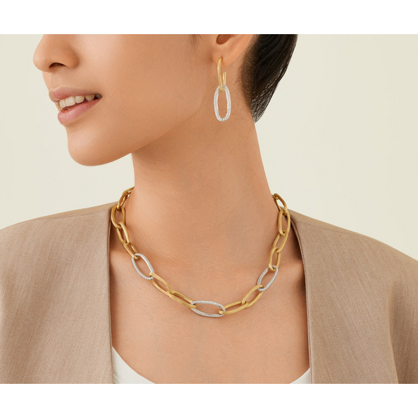 Jaipur Gold 18K Yellow Gold Oval Link Necklace with Pavé Diamond Links Image 2 Carats Mcallen, TX