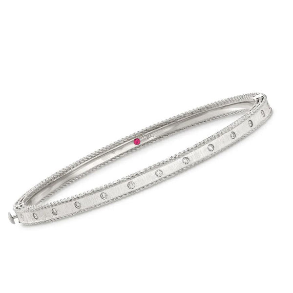18K GOLD PRINCESS DIAMOND SATIN BANGLE Carats Mcallen, TX