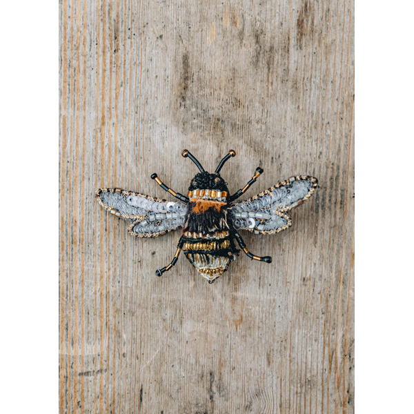 YELLOW BANDED BEE BROOCH PIN Carats Mcallen, TX