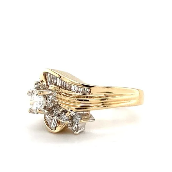 14 Karat Yellow Gold Estate Natural Diamond Engagement Ring Image 2 Carroll / Ochs Jewelers Monroe, MI