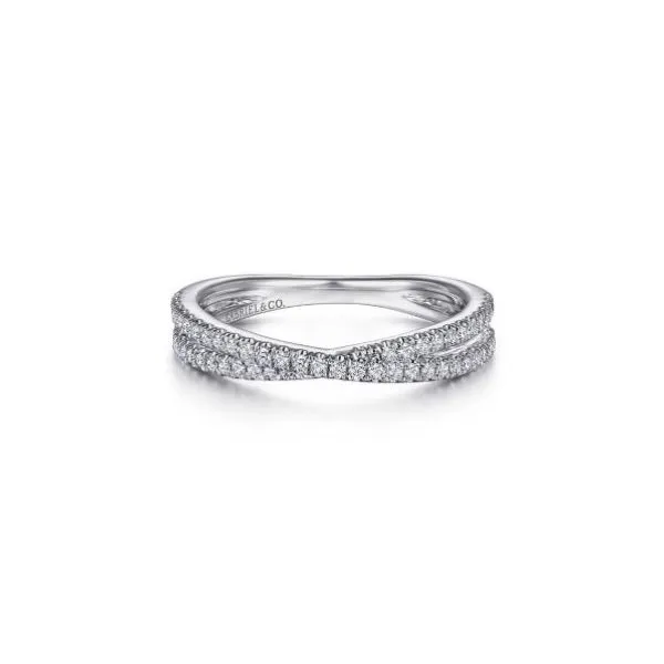 Women's Diamond Wedding Band Carroll / Ochs Jewelers Monroe, MI