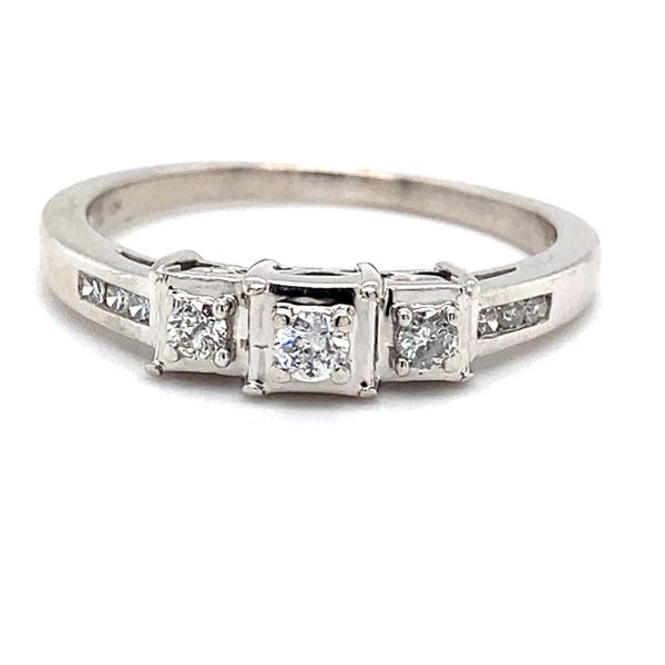 Diamond Fashion Ring Carroll / Ochs Jewelers Monroe, MI