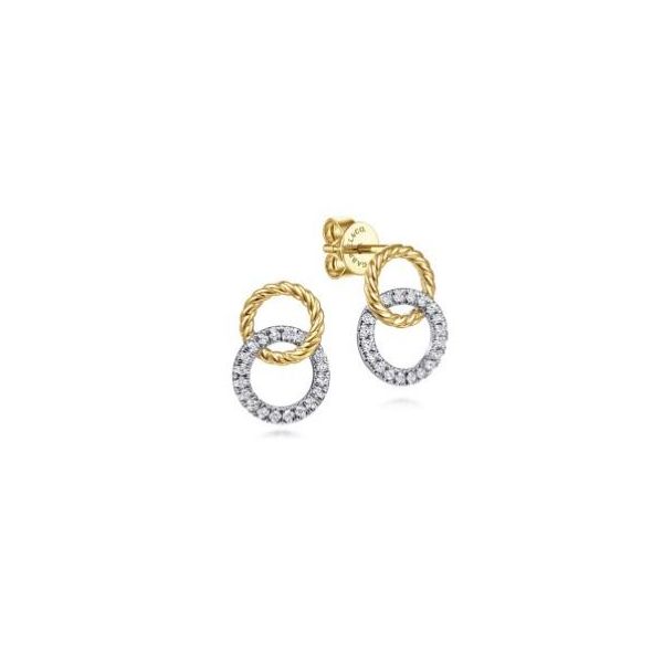 Earring Carroll / Ochs Jewelers Monroe, MI