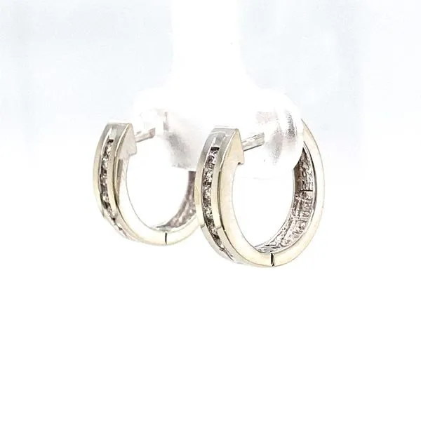 Earring Image 2 Carroll / Ochs Jewelers Monroe, MI